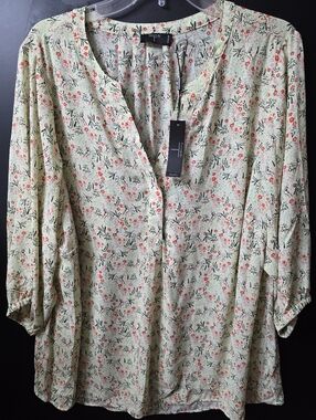 Tahari Light Green Floral Button-Front Blouse 2xl